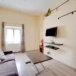 Charming Suite Close To Grand Rex
