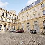 Charming Suite Close To Grand Rex