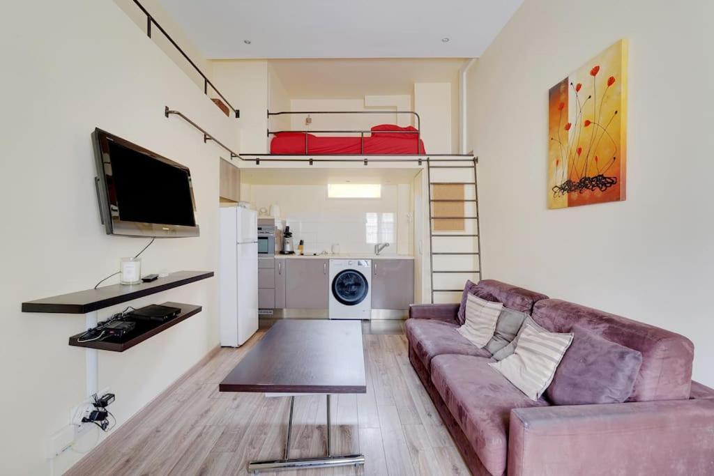 Charming Close To Grand Rex *